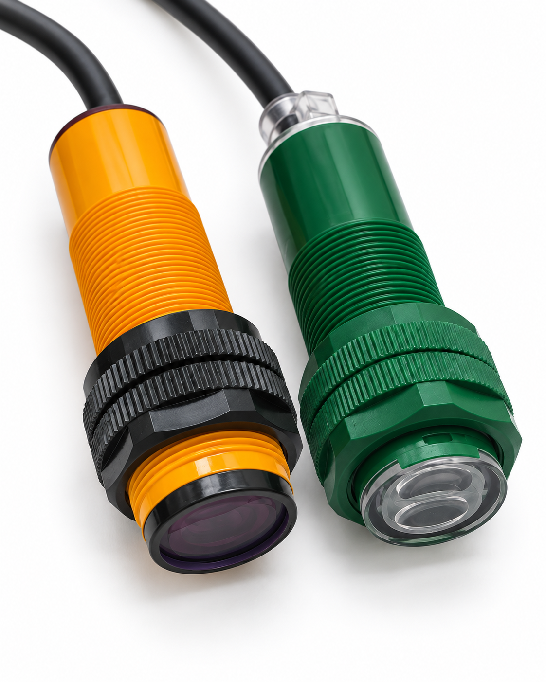 KALEN diffuse photoelectric sensors with orange and green cylindrical housing